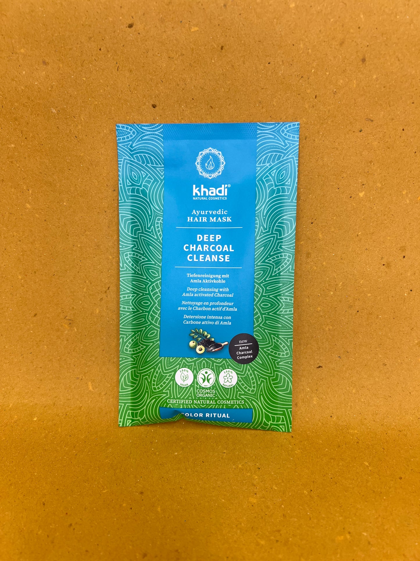 Ayurvedische Haarmasken und Pulvershampoo (je 50g)